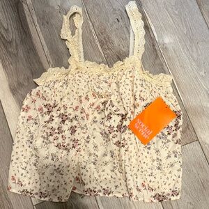 Socialite Cream Floral Lace Top